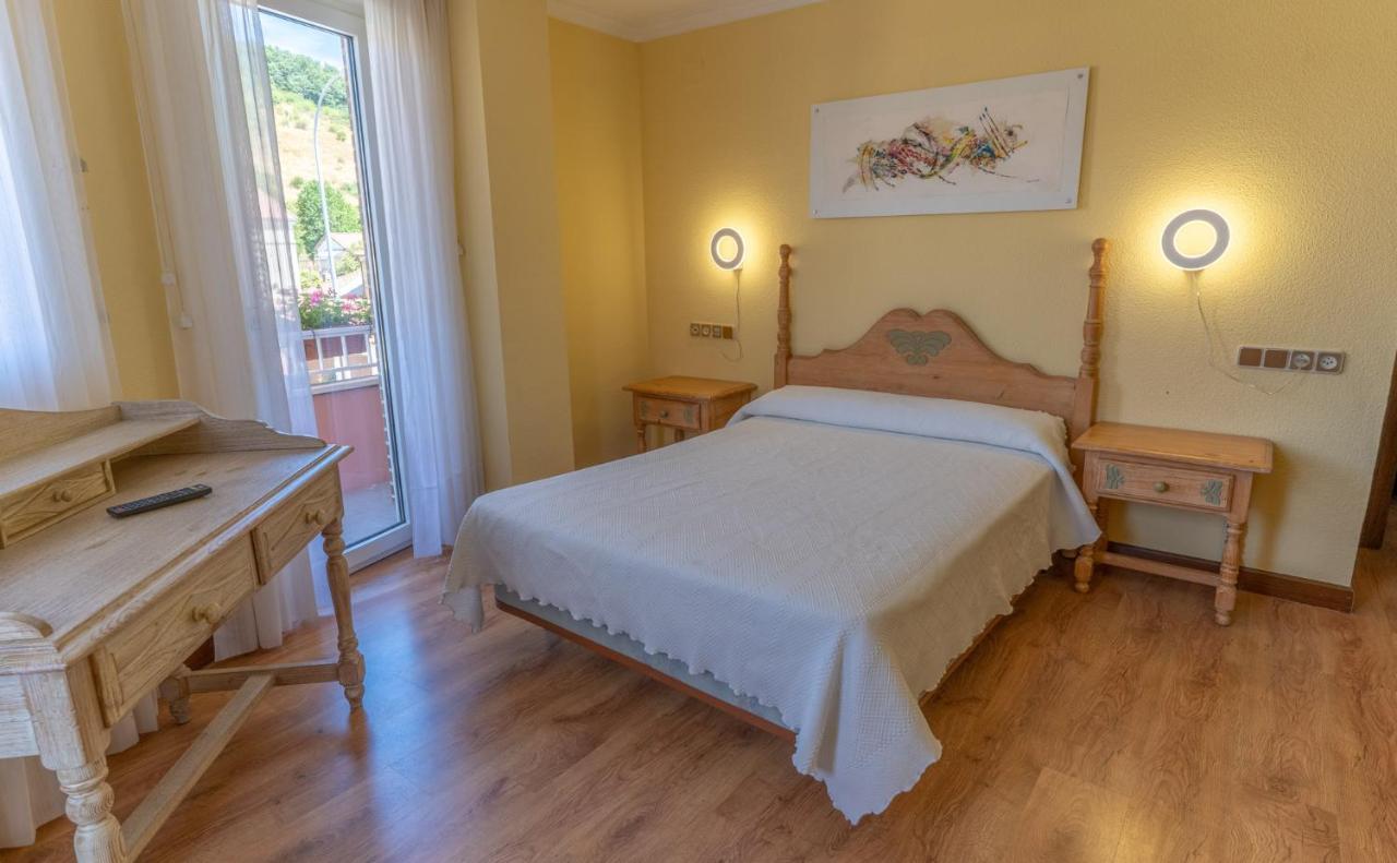 Hotel Rio Cea Puente Almuhey Екстериор снимка