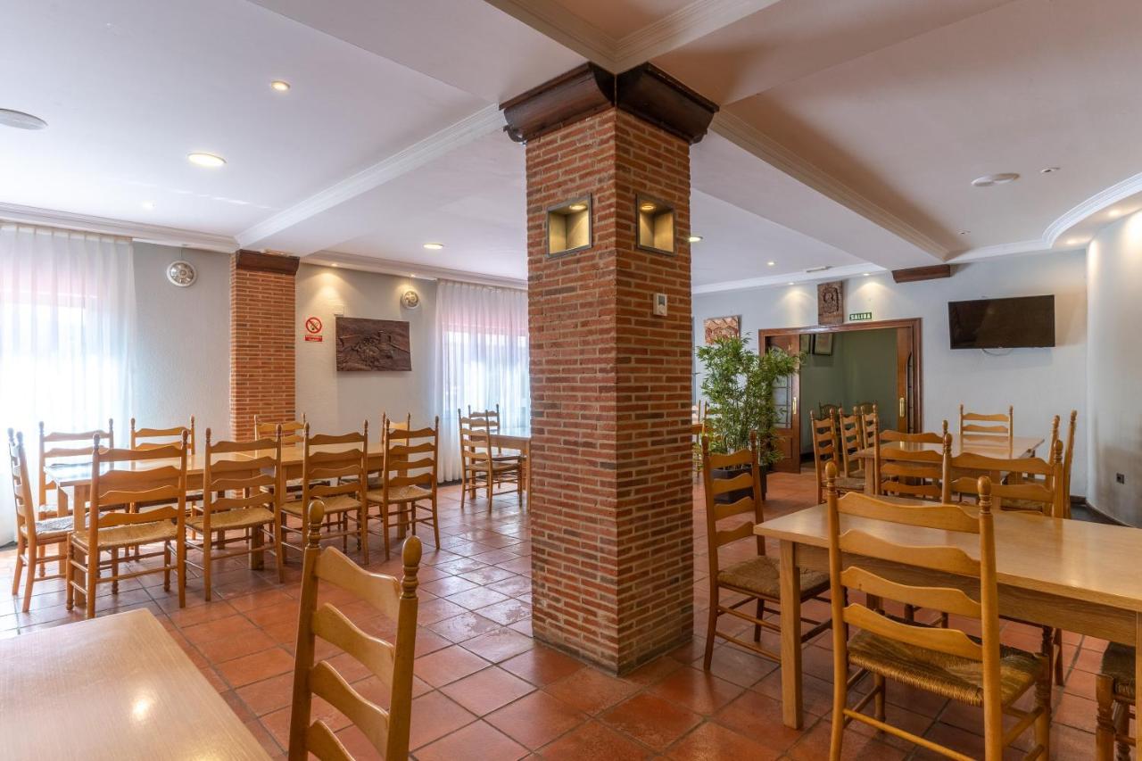 Hotel Rio Cea Puente Almuhey Екстериор снимка