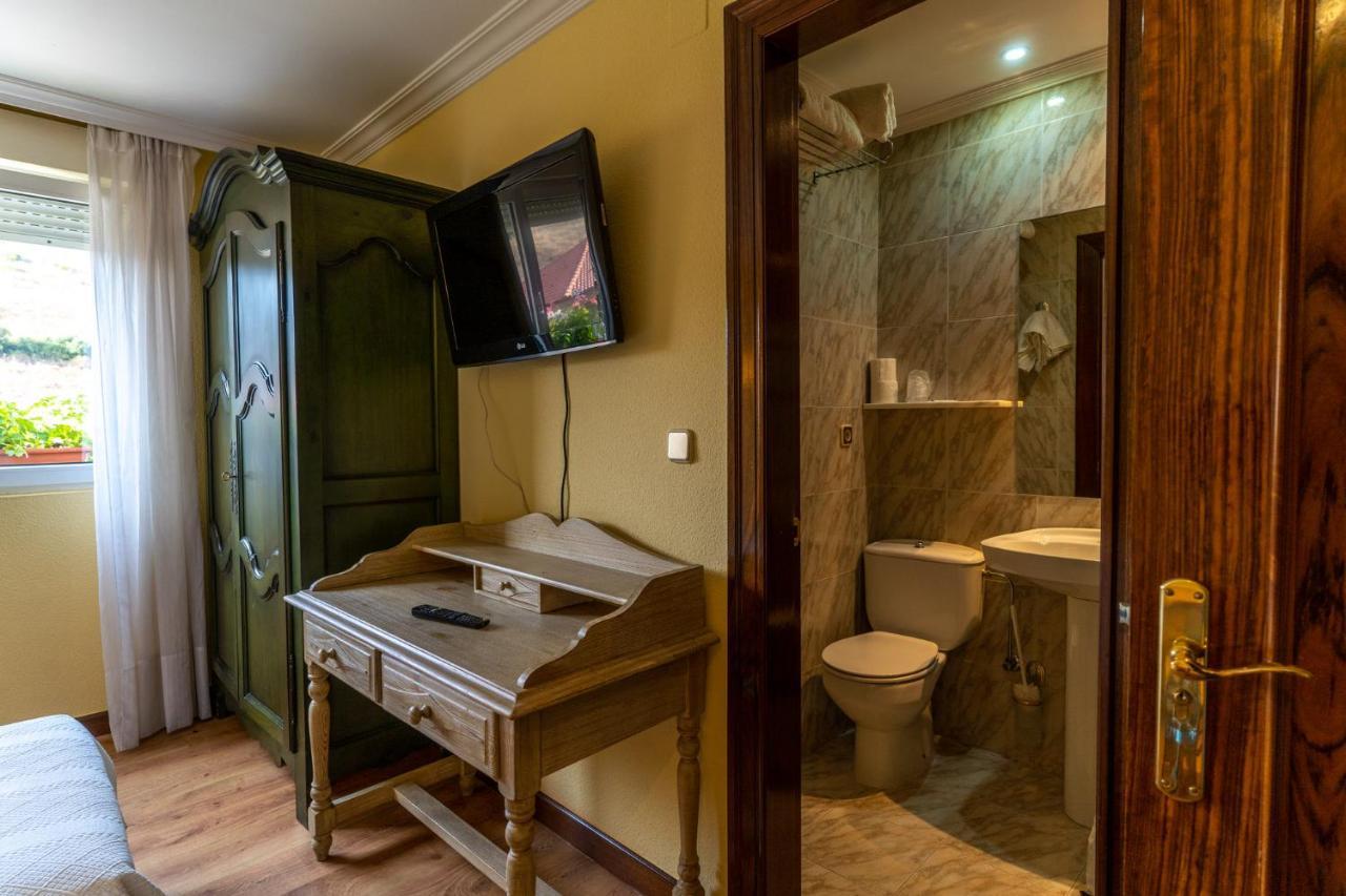 Hotel Rio Cea Puente Almuhey Екстериор снимка
