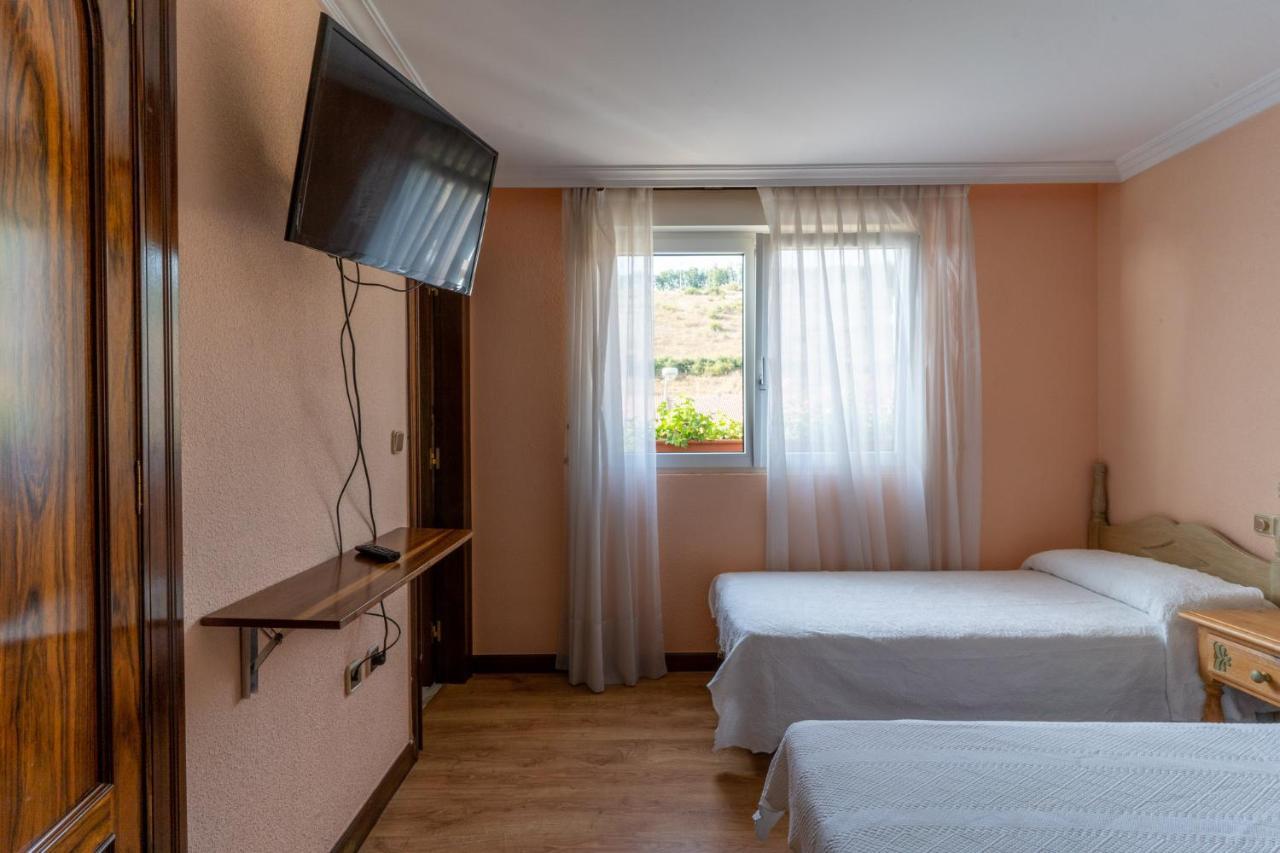 Hotel Rio Cea Puente Almuhey Екстериор снимка