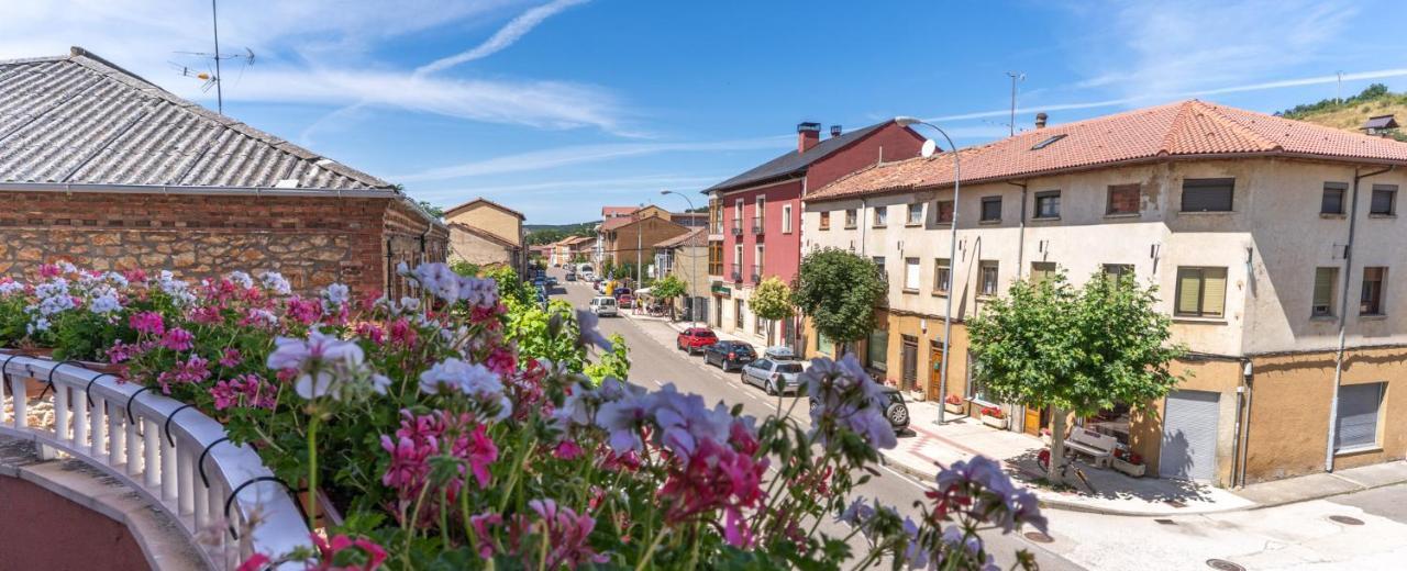 Hotel Rio Cea Puente Almuhey Екстериор снимка